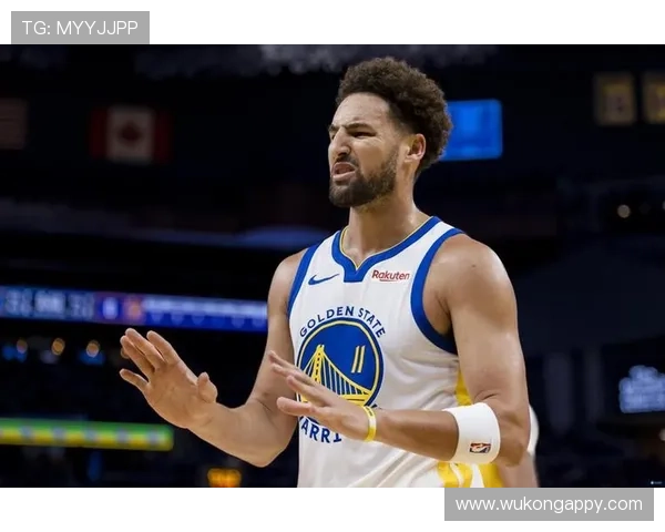 克莱·汤普森三分出手增加助勇士拉开比分差距