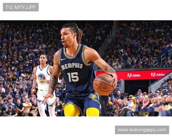 莫兰特又双叒夜店蹦迪了？这哥们场下比场上还能跳