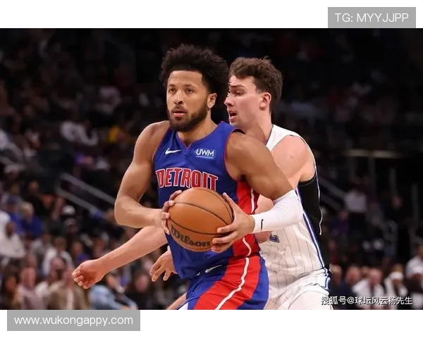 弗朗茨·瓦格纳无球跑动制造错位，拉开空间提升魔术进攻效率