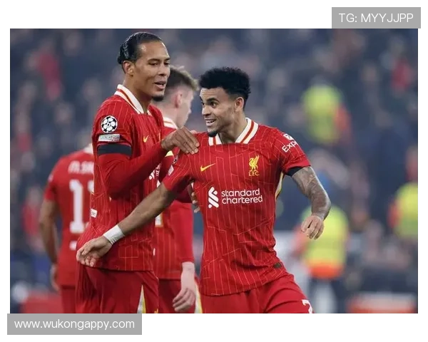 拜仁慕尼黑进攻结构变化：边路压制减弱，中路拥堵问题显现